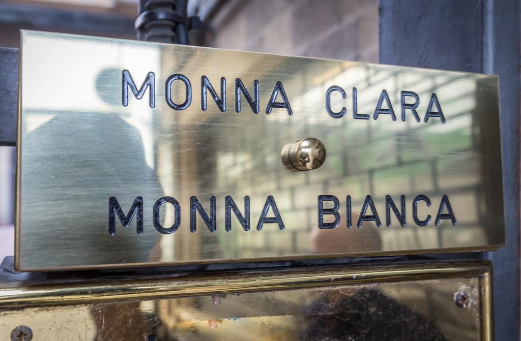 Pensión Monna Clara 2*