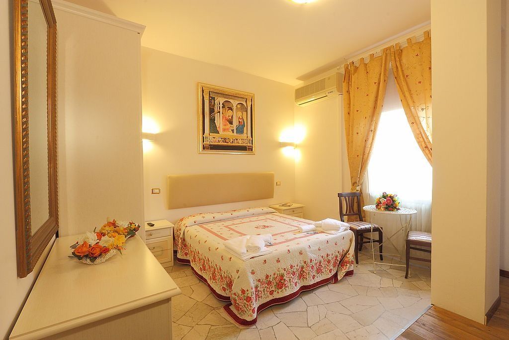 Monna Clara 2* Florencia